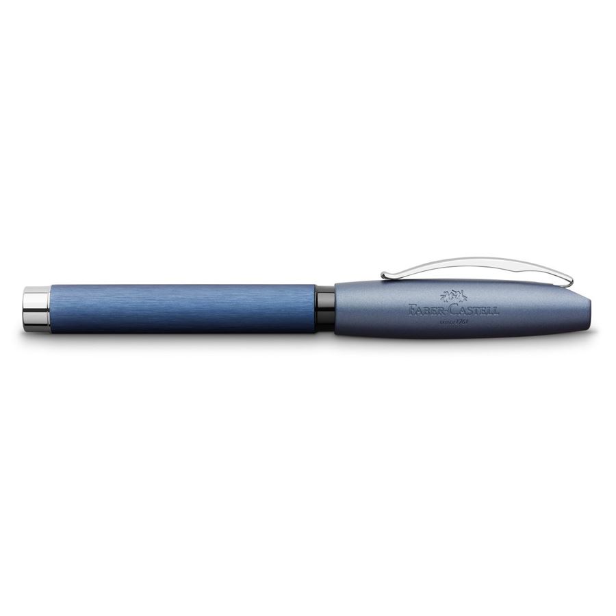 Faber-Castell - Essentio Aluminium fountain pen, B, blue